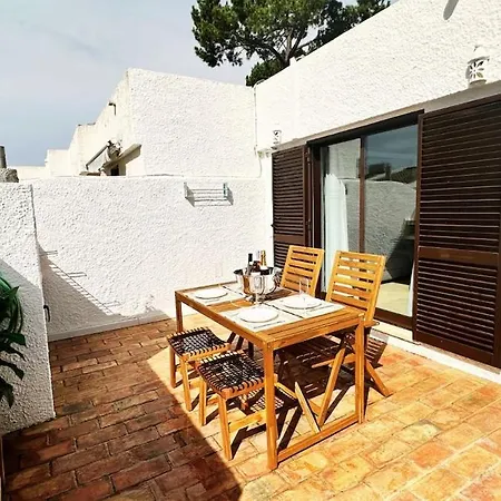 With Bbq And Pool In Vilamoura Quarteira