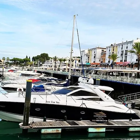 With Bbq And Pool In Vilamoura