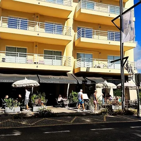 With Bbq And Pool In Vilamoura