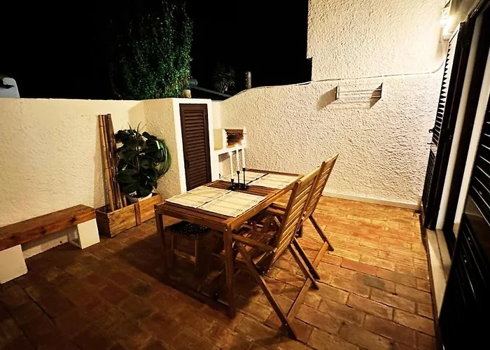 With Bbq And Pool In Vilamoura Quarteira