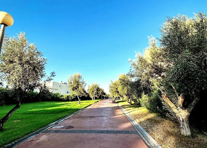 With Bbq And Pool In Vilamoura Quarteira