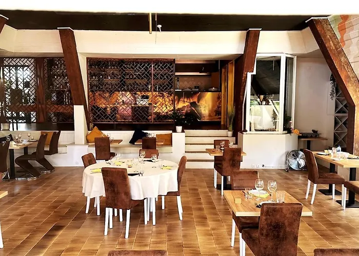 With Bbq And Pool In Vilamoura Quarteira