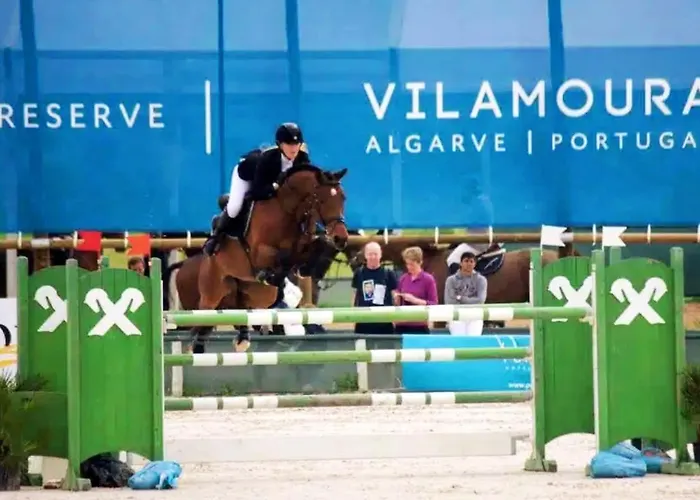 Prázdninový dům With Bbq And Pool In Vilamoura Quarteira