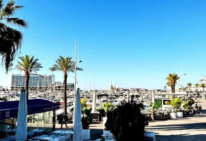 With Bbq And Pool In Vilamoura Prázdninový dům