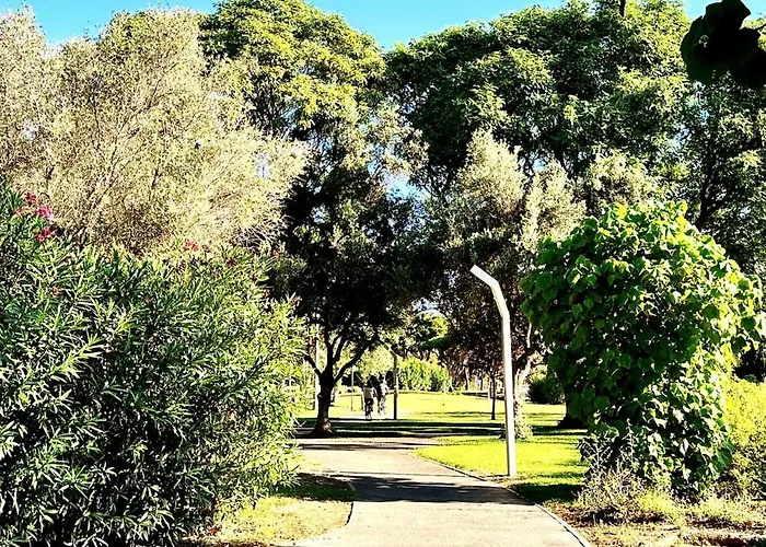 With Bbq And Pool In Vilamoura