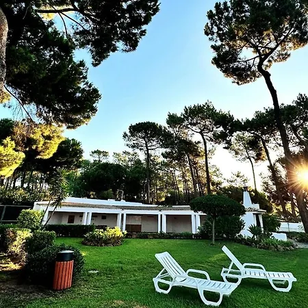Сasa de vacaciones With Bbq And Pool In Vilamoura Quarteira