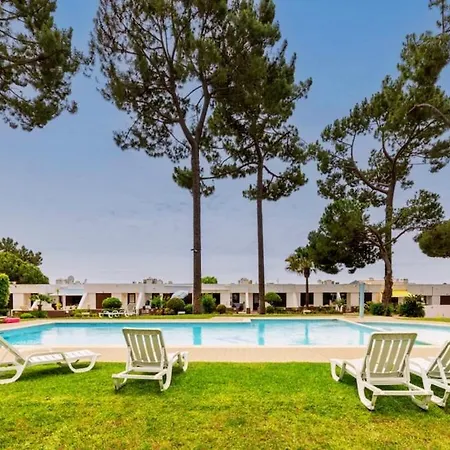 With Bbq And Pool In Vilamoura Сasa de vacaciones *