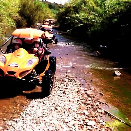 With Bbq And Pool In Vilamoura Дом отдыха