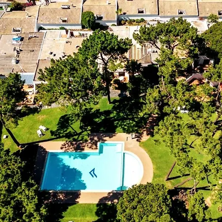 With Bbq And Pool In Vilamoura Дом отдыха *